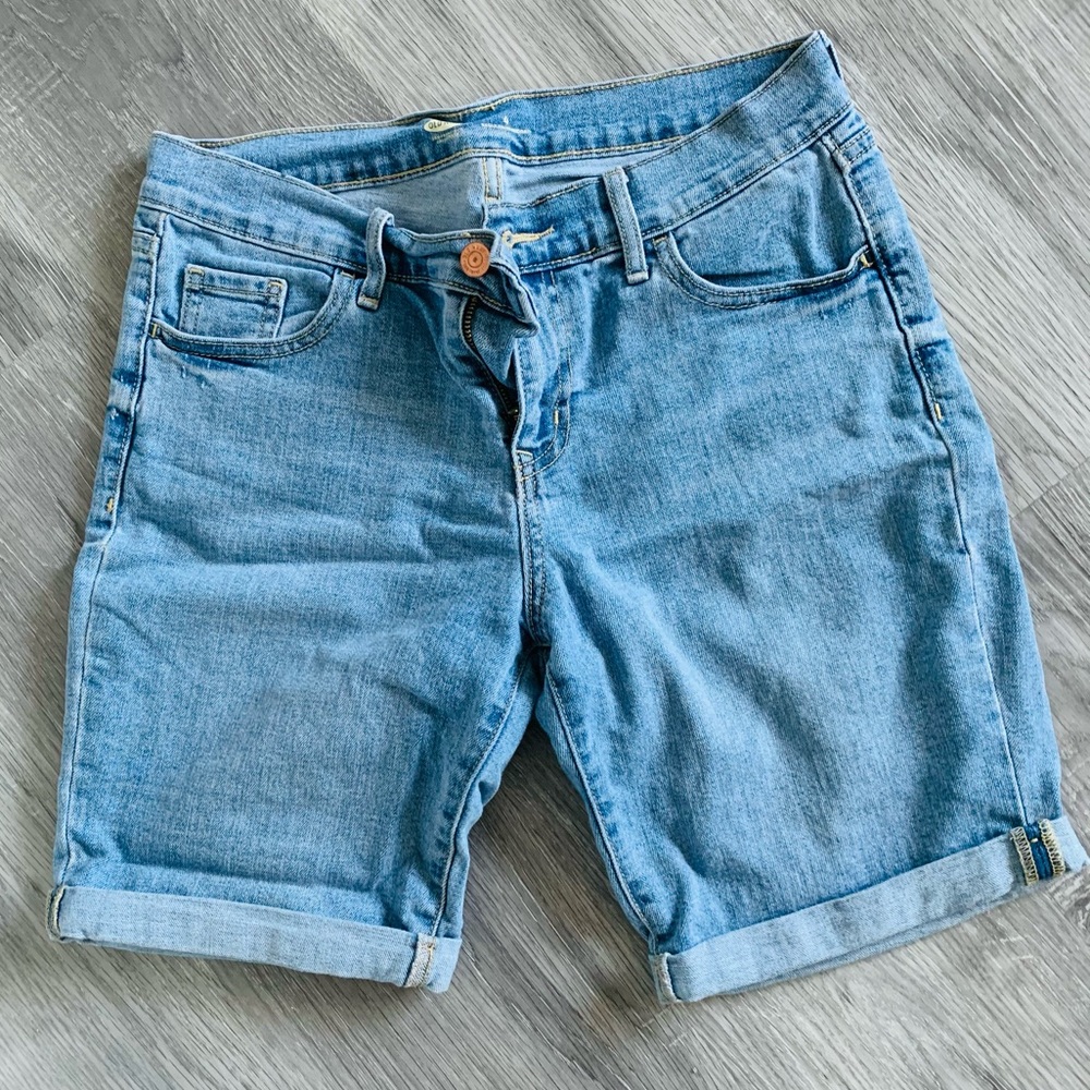 ✨ “Bermuda Bermuda” Shorts ✨